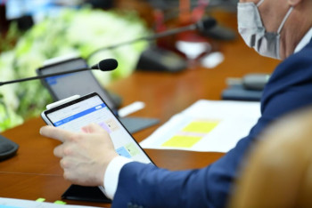 Фотография к новости: Как невидимый фронт обеспечивал работу всего госаппарата во время ЧП