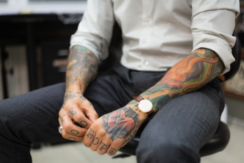 Фотография к новости: Ученые выяснили, чем опасны татуировки