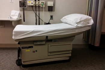 Фотография к новости: Два человека скончались от пневмонии с признаками COVID-19 за сутки в Казахстане