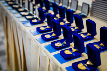 Фотография к новости: Более 40 миллионов тенге вручили учителям Нур-Султана