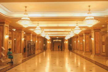 Фотография к новости: Театрам разрешили работать в Алматы