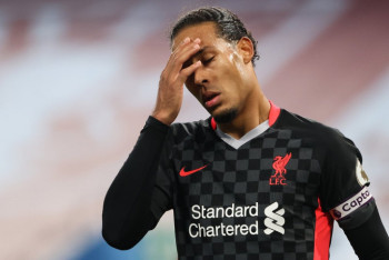 Фотография к новости: Сенсационно завершился матч чемпионата Англии по футболу