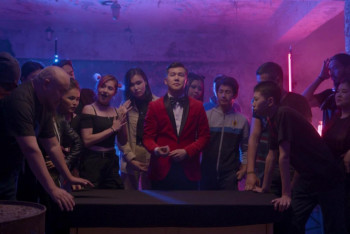 Фотография к новости: Как в боях без правил. Вирусный ролик об игре в асыки распространяют в Сети