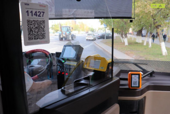 Фотография к новости: Безналичный расчет в автобусах Нур-Султана вывел из тени 40 процентов денежных средств