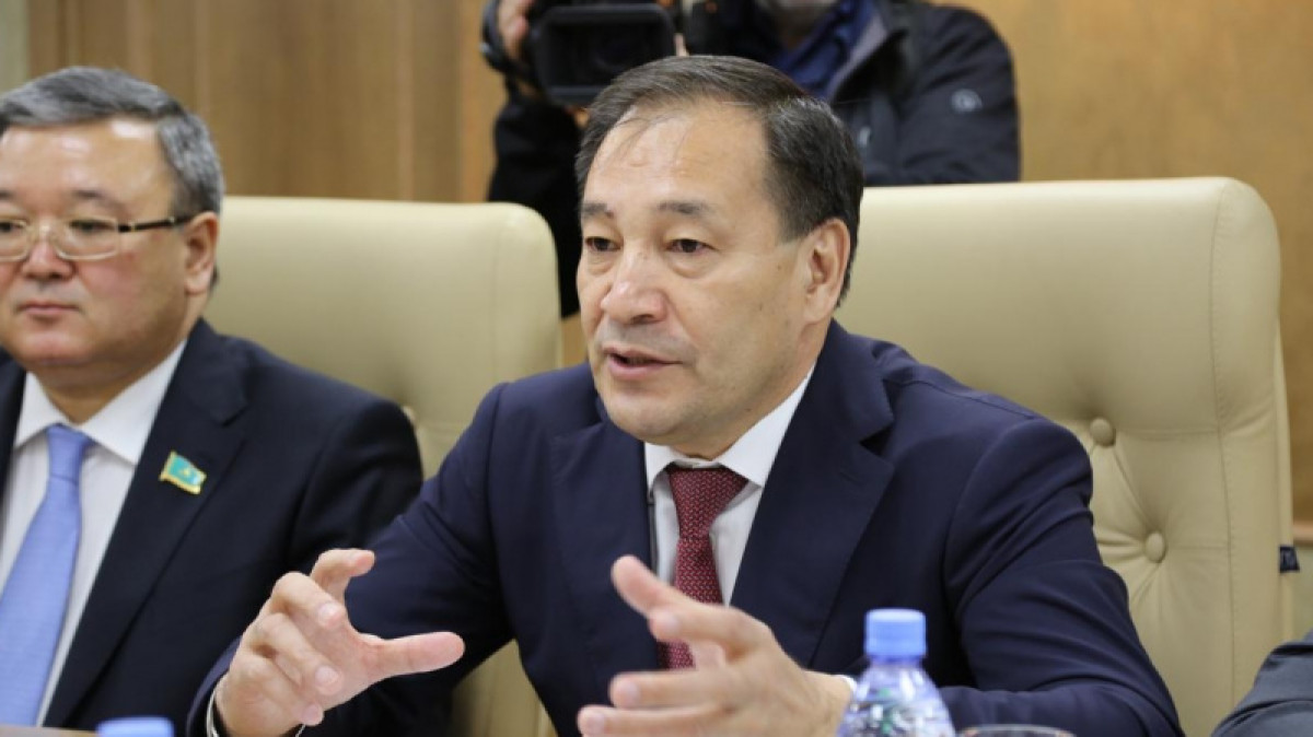 Компенсации семьям умерших от КВИ медиков выплатят до 13 октября