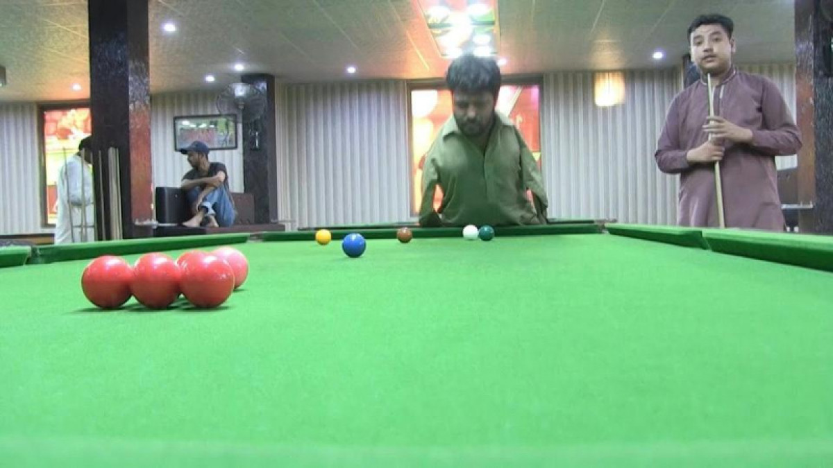 кадр из видео