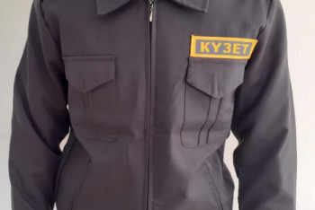 Фотография к новости: Нетрезвого охранника школы сняли на видео в Нур-Султане