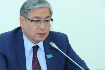 Фотография к новости: Канат Мусин назначен председателем Правового совета Nur Otan