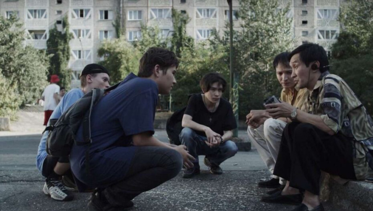 кадр из фильма &quot;18 килогерц&quot;