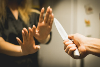 Фотография к новости: Нанесший супруге 40 ударов ножом костанаец считает приговор чересчур суровым