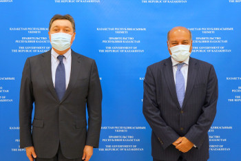 Фотография к новости: Мамин обсудил с Чакрабарти подготовку к Высшему совету по реформам