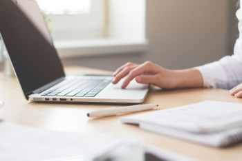 Фотография к новости: Токаев предложил увеличить долю женщин в руководстве компаний