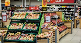На 5,4 процента выросли цены на социально значимые продукты в Казахстане