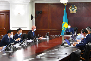 Фотография к новости: Проект интерактивной экономической карты регионов презентовали в Правительстве РК