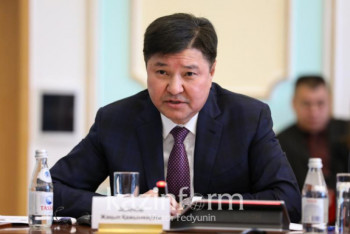 Фотография к новости: Выдавать суду доводы по "чайной ложке" предложил Асанов