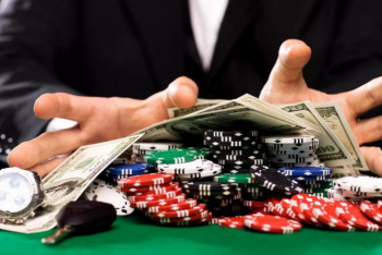 Фотография к новости: Более 16 миллионов тенге конфисковали у подпольных казино в Карагандинской области