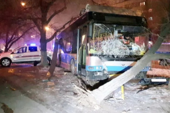 Фотография к новости: К 2,5 года приговорили водителя троллейбуса, насмерть сбившего пешехода в Алматы