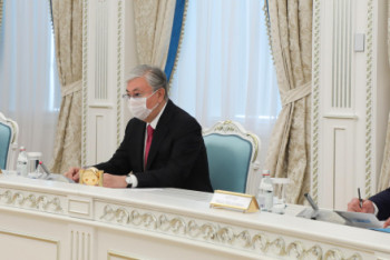 Фотография к новости: Токаев: Кыргызстан для Казахстана – надежный союзник, стратегический партнер и братское государство