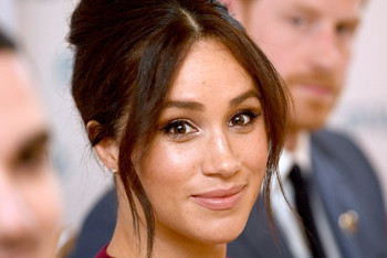 Фотография к новости: Меган Маркл заподозрили в сокрытии новой беременности