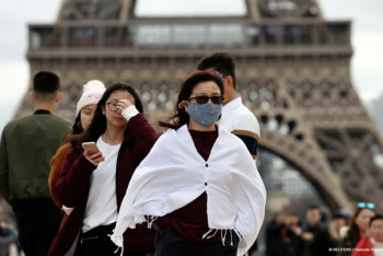 Фотография к новости: Во Франции выявили более 52 тысяч новых случаев заболевания коронавирусом