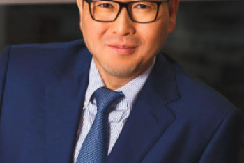 Фотография к новости: Арман Шаккалиев назначен министром по конкуренции и антимонопольному регулированию ЕЭК