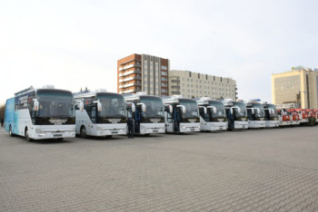 Фотография к новости: Парк авто для медиков и полицейских пополнился в Акмолинской области