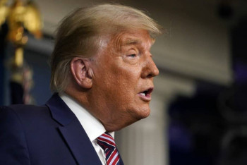 Фотография к новости: Трамп сообщил о победе на выборах по "законным" голосам