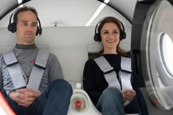 Фотография к новости: Подземный поезд Илона Маска прошел испытания с людьми