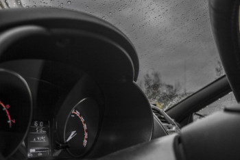 Фотография к новости: Штрафов на миллион тенге наездил водитель Lada Granta в Алматы