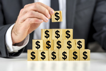 Фотография к новости: Иностранцы организовали финансовую пирамиду в городах Казахстана