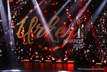 Фотография к новости: Журналист Strategy2050.kz получил премию "Үркер" за лучший аналитический материал