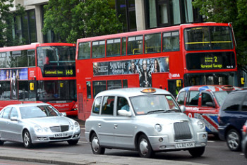 Фотография к новости: На 10 лет раньше введут запрет на продажи бензиновых и дизельных авто в Великобритании