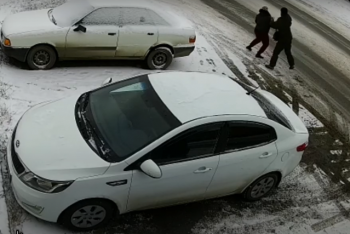 Фотография к новости: Мужчина изрезал ножом женщину посреди улицы в Костанае