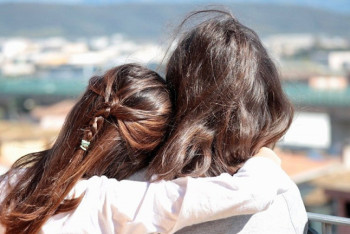 Фотография к новости: Нуртас Адамбай связал удочеренную в США с семьей в Казахстане