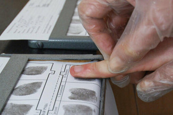 Фотография к новости: Казахстанцы не будут сдавать отпечатки пальцев с 1 января - МВД