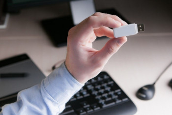 Фотография к новости: За незаконное использование чужой ЭЦП грозит уголовная ответственность – МЦРИАП