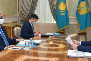 Фотография к новости: Токаев принял Атамкулова