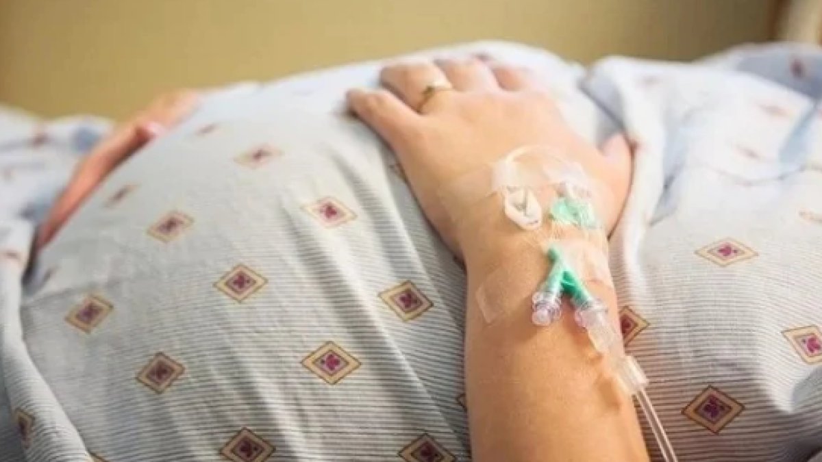 Около 250 беременных женщин лечатся от COVID-19 в Казахстане – Минздрав