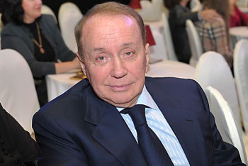 Фотография к новости: Масляков больше не хочет вести КВН