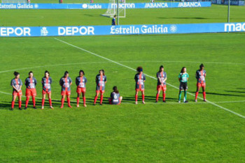 Фотография к новости: Футболистка назвала Марадону "насильником" и сорвала минуту молчания