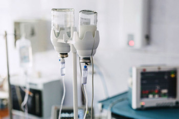 Фотография к новости: Жительница Уральска скончалась, получив ожоги "неизвестным веществом" в стоматологии