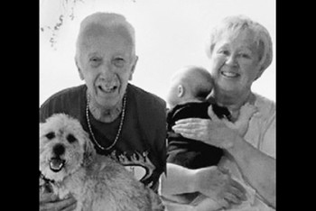 Фотография к новости: Супруги прожили в браке 47 лет и умерли в один день от коронавируса