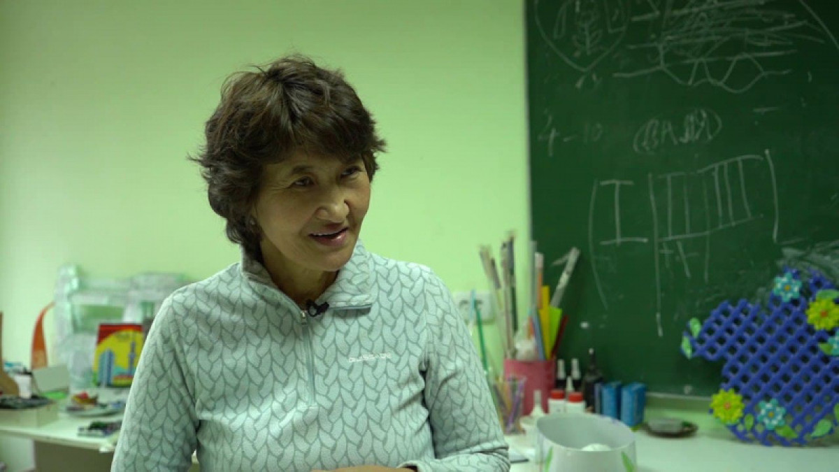 кадр из видео