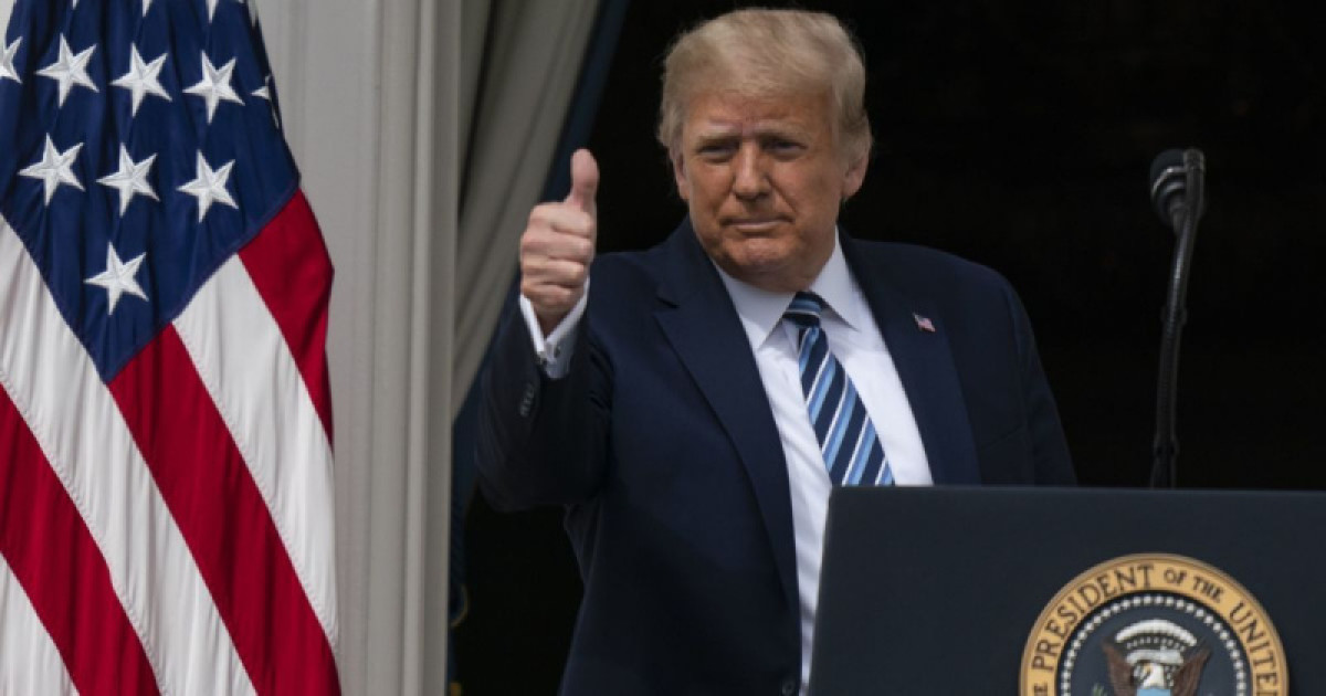 Дональд Трамп может помиловать себя на всякий случай