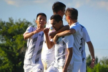 Фотография к новости: Бюджет футбольной команды Шымкента сократят на треть