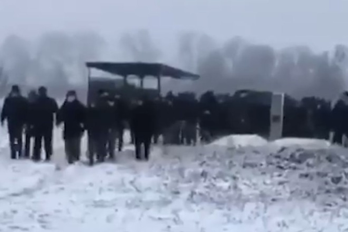 кадр из видео