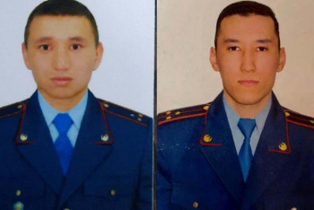 Фотография к новости: Полицейские Кокшетау спасли жителей горящего дома