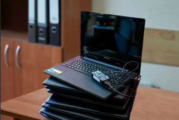 Фотография к новости: 30 женщин из социально-уязвимых категорий получили компьютеры в подарок