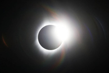 Фотография к новости: Затмение с "солнечной короной" увидят жители Земли