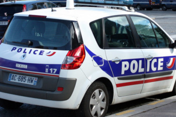 Фотография к новости: Под Парижем директор компании взял в заложники жену, есть раненые